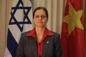 Madame L'ambassadeur israélien au Vietnam Meirav Eilon Shahar 