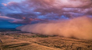 Tempête de sable en Arizona (Crédit : chopperguyhd)